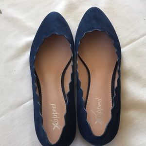 Women’s suede like flats, never worn, size 9, navy blue